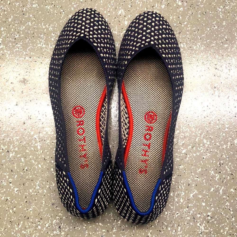Rothys 8.5 navy flats